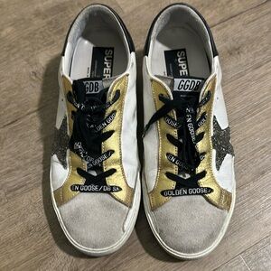 Golden Goode Sneaker - Swarovski Crystal Star